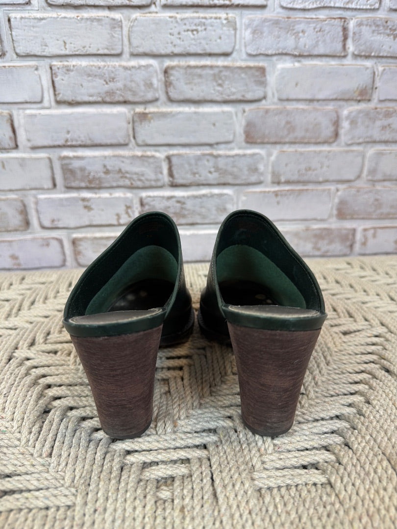 Gianni Bini Clogs, Green, 7, Used - Good
