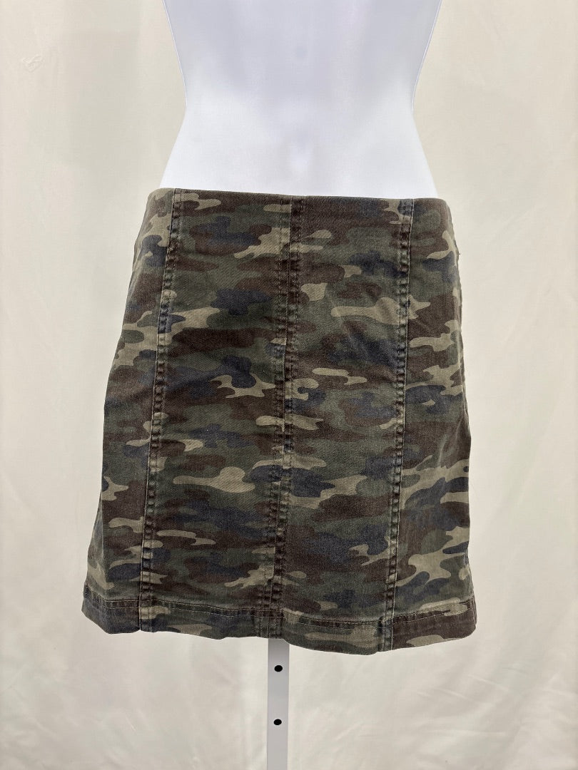 Free People Skirt, Camo, Medium, Used - Good