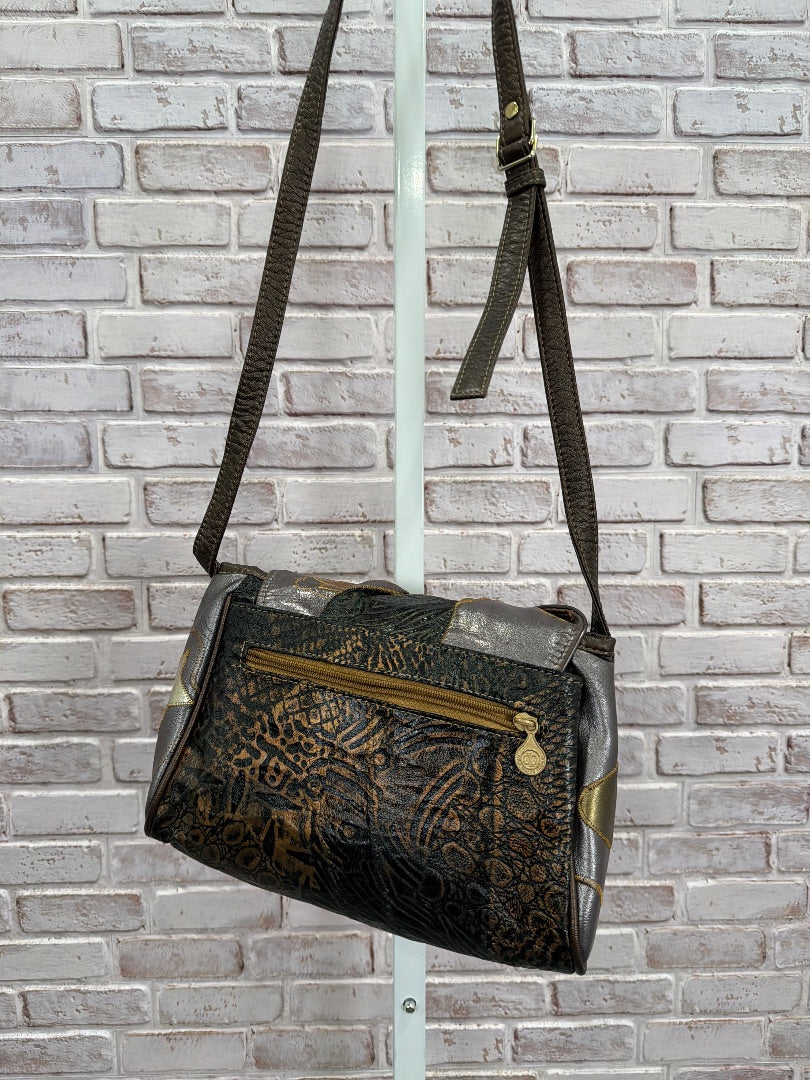 Four Season Fashion Handbag, Multi, One Size, Used - Good