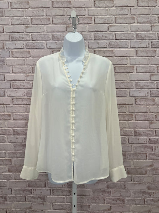 Express Shirt, White, Medium, Used - Good