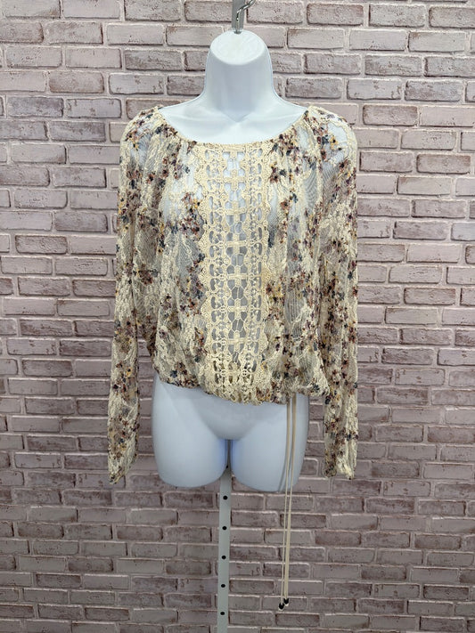 Lovestitch Shirt, Multi, Medium, Used - Good