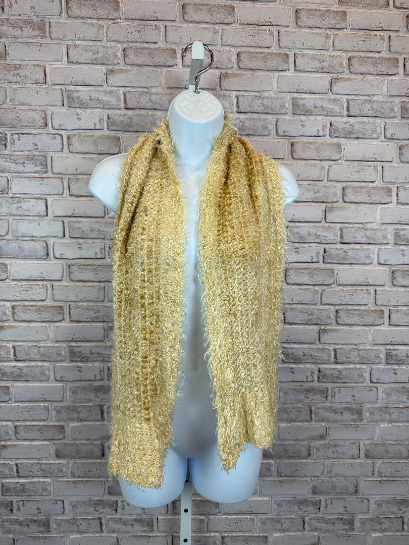 Bloomingdale’s Scarf, Yellow, One Size, Used - Good