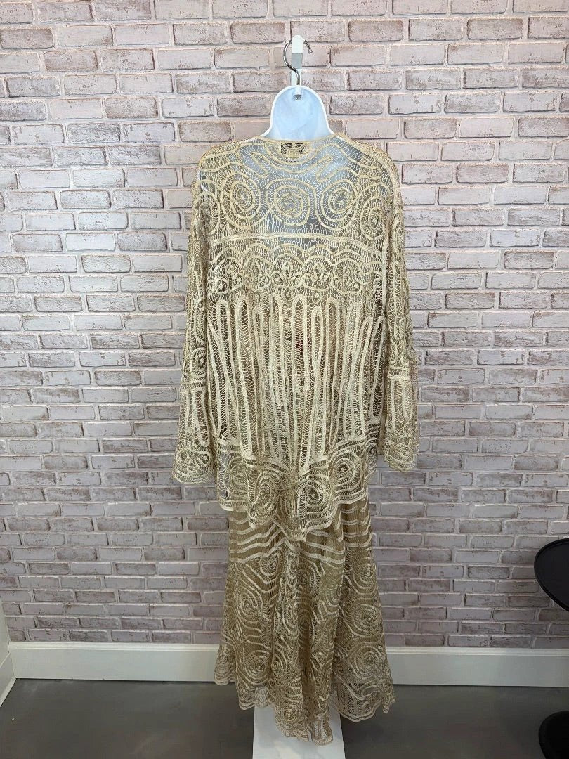 Soulmates Matching Clothing Set – Soulmates Matching Clothing Set, Beige, XXXL, Used - Good [Live 2.10]