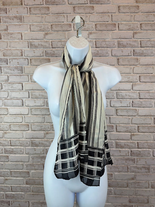 Bill Blass Scarf, Black/white, One Size, Used - Good
