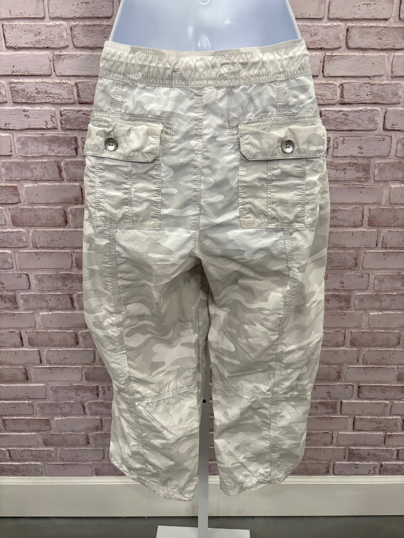 Calvin Klein Capris, Grey camo, Medium, Used - Good