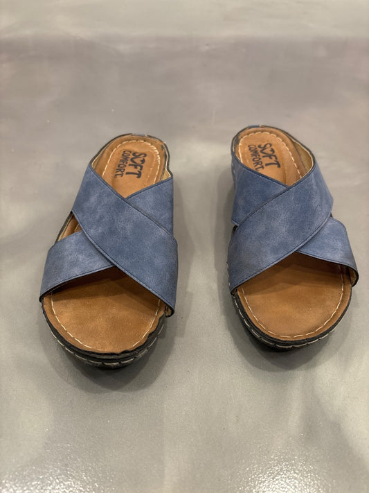Soft comfort Sandals, Blue, 7.5, Used - Good