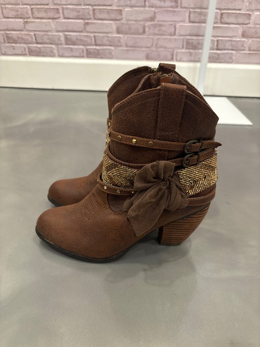 Not rated Booties, Brown, 10, Brand New