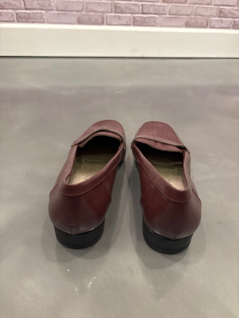 Anne Klein Loafers, Maroon, 9.5, Used - Good