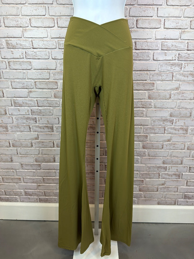 Sunzel Leggings, Green, Medium, Used - Good