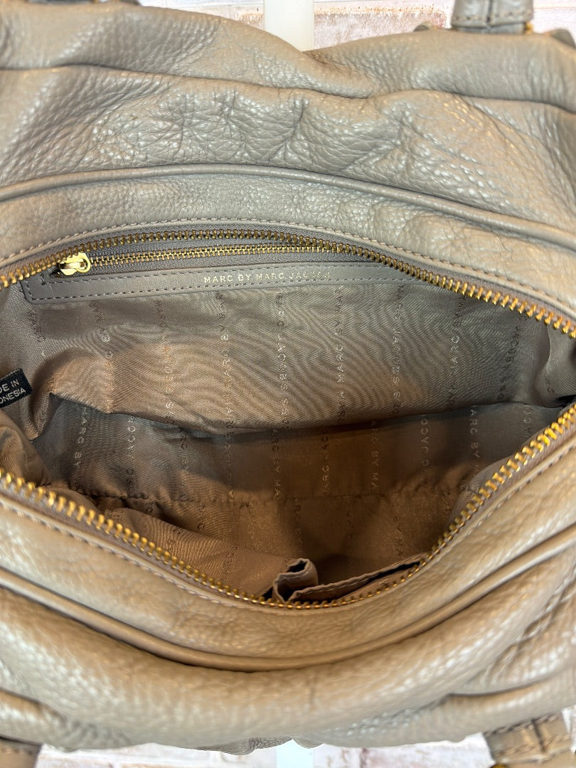 Marc Jacobs Handbag, Grey taupe, One Size, Used - Excellent