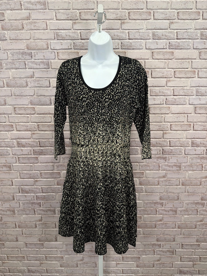 Carmen Dress, Black/gold, Large, New With Tags