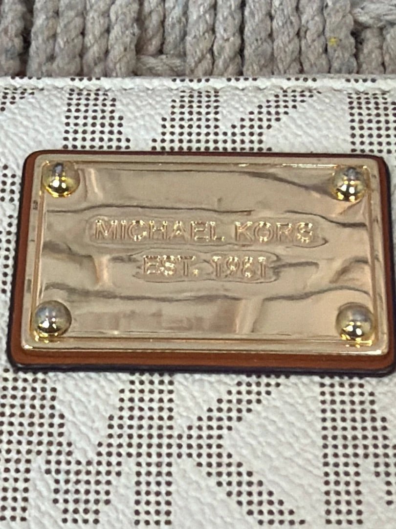 Michael Kors Accessory - Wallet – Michael Kors Monogram Wallet/Wristlet, Beige/tan, One Size, Used - Excellent