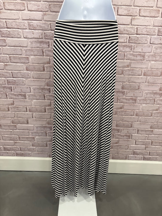 Merona Skirt, White/black stripes, Large, Used - Good