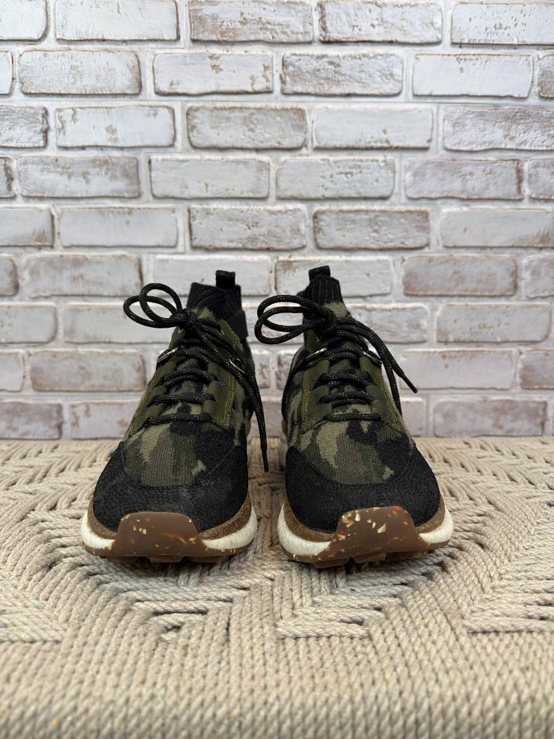 Otbt Sneakers, Green/black, 7, Used - Good