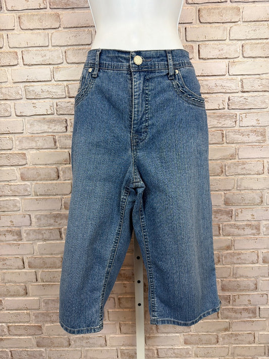 Gloria Vanderbilt Gabby Skimmer Capris, Denim, 12, Used - Excellent