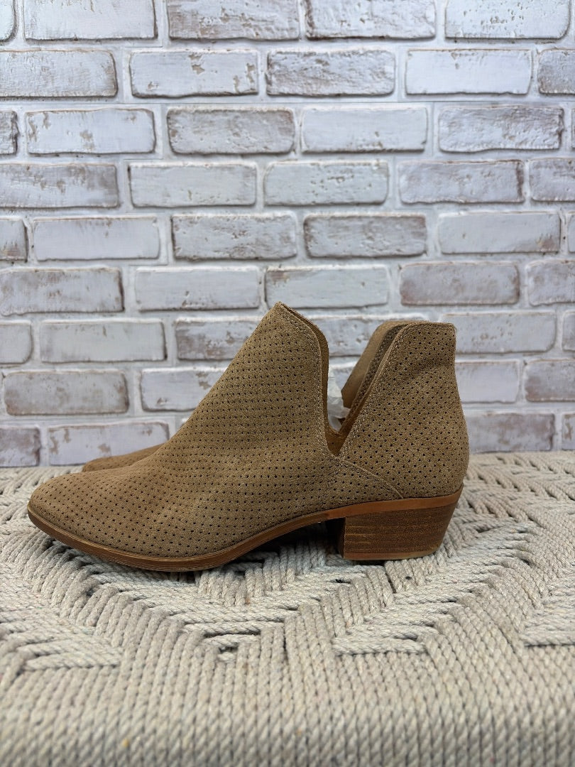 Lucky Brand Booties, Tan, 9, Used - Good