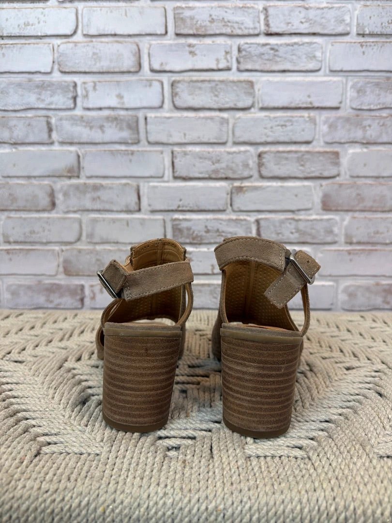 Franco Sarto Heels – Beige, Size 6.5 – Good Condition