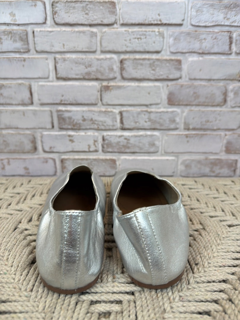 Seychelles Flats, Silver, 9, Used - Excellent