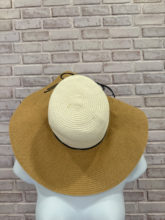 Kavu Hat, Multi, One Size, Used - Fair