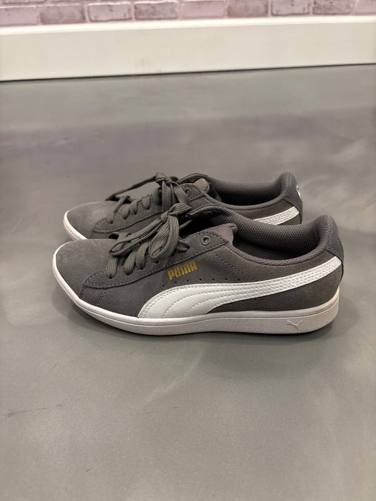 Puma Sneakers, Grey, 6, Used - Good