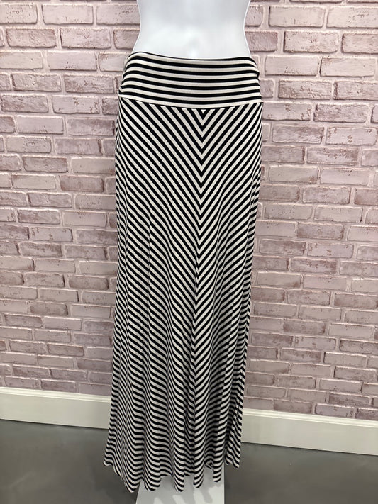 Merona Skirt, White/black stripes, Large, Used - Good