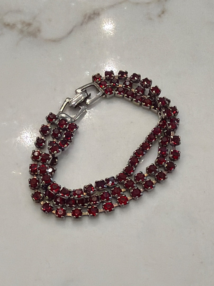 Various Bracelet, Silver/red, One Size, Used - Good