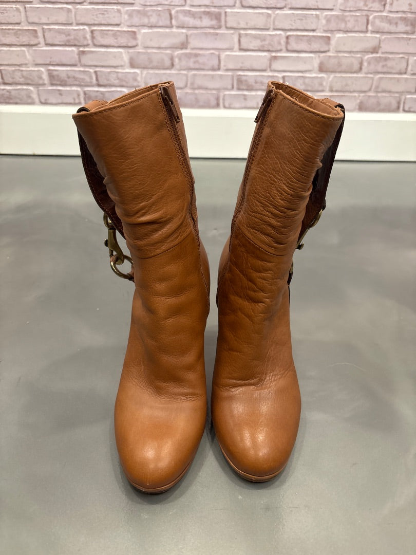 Coach Booties, Tan, 8, Used - Good