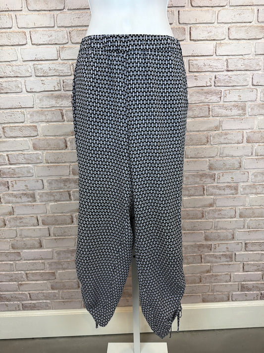 Cece Pants, Blue multi, Medium, Used - Excellent