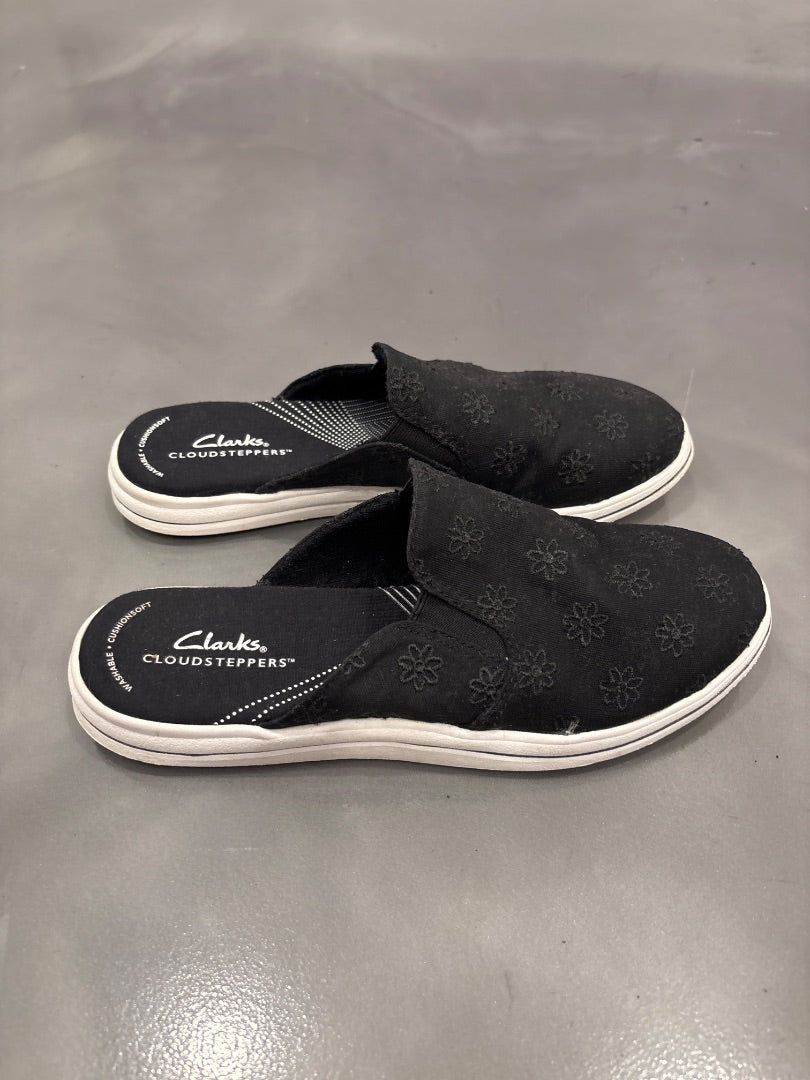 Clarks Cloudsteppers Sneakers, Black, 7.5, Used - Good