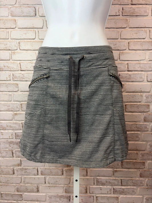 Athleta Bottom - Skirt – Athleta Skort, Grey/white stripes, XS, Used - Excellent