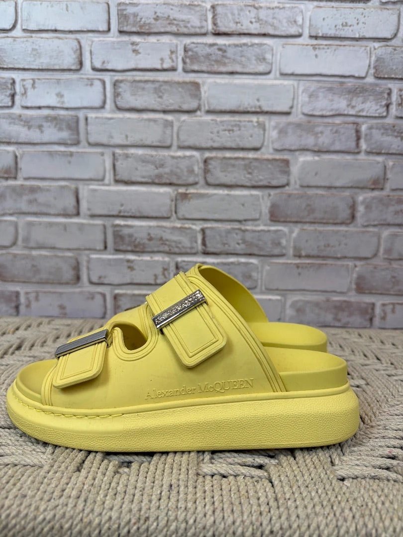 Alexander McQueen Shoes - Sandals – Alexander McQueen Rubber Sandals, Yellow, 37, Used - Good [Live 2.10]
