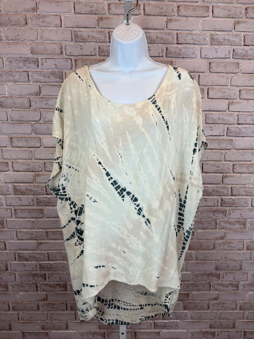 Hardtail Shirt, Multi, Large, Used - Good