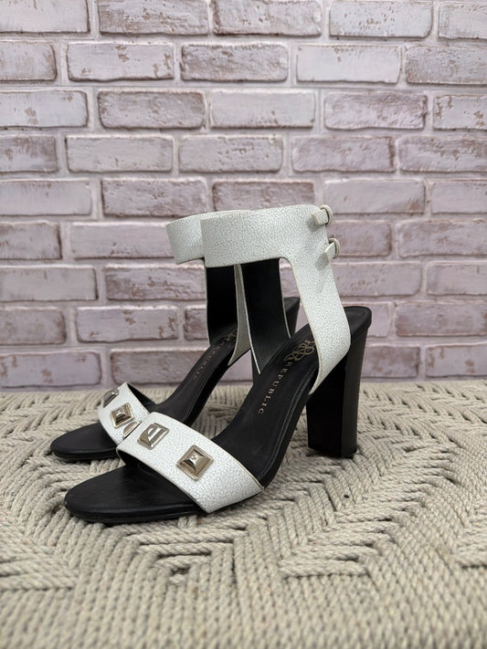 Rock & Republic Heels, White/black, 8, Used - Good