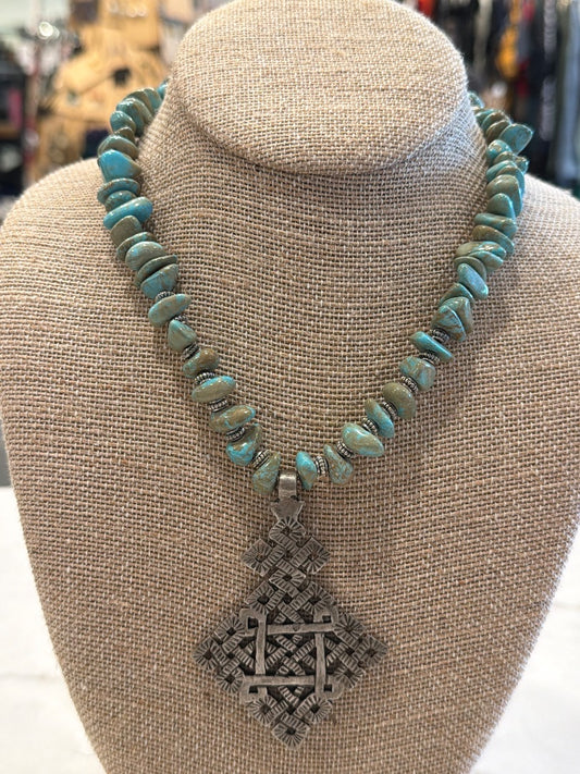 Various Necklace, Turquoise/silver, One Size, Used - Excellent