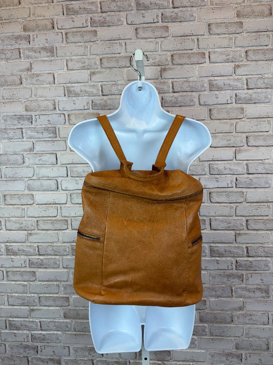 Vilencia Backpack, Tan, One Size, Used - Good