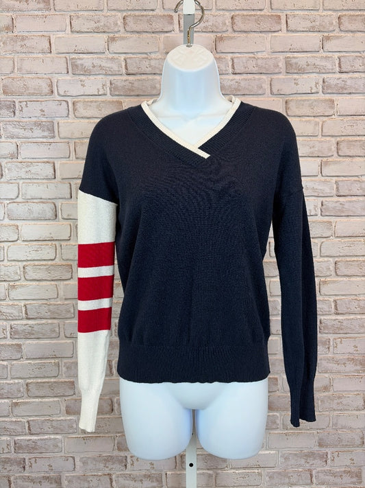 GG Blue Sweater, Navy/white/red, XS, Used - Good