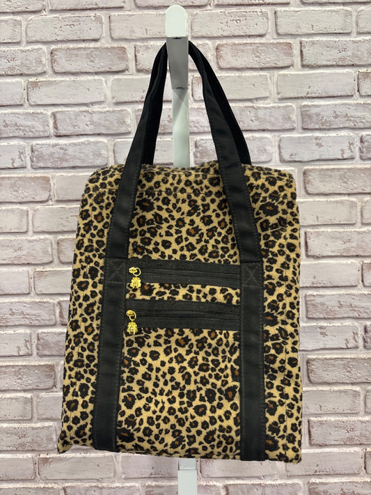 Flip n Dazzle Makeup travel bag, Leopard, One Size, Used - Good