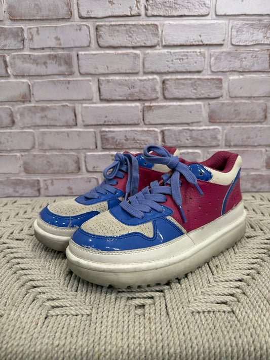 Ugg Sneakers, Multi, 8, Used - Good