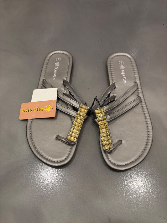 Raya sun Sandals, Silver, 7, New With Tags