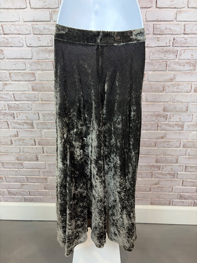 Zara Crushed Velvet Skirt, Green, XS, Used - Excellent