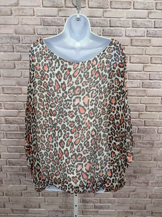 M Shirt, Multi leopard, Large, Used - Good