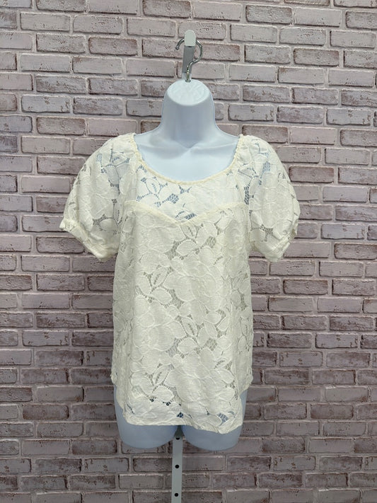 Monteau Shirt, White, Small, Used - Good