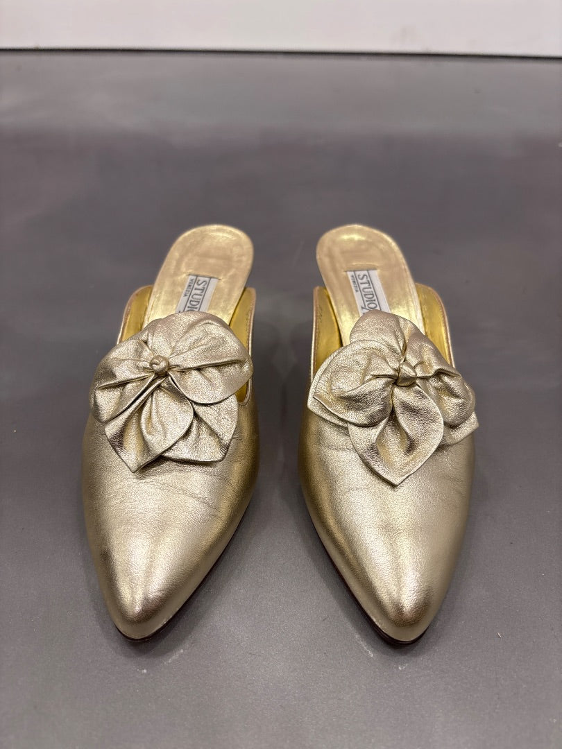 Studio Andrea Heels, Gold, 34.5, Used - Good