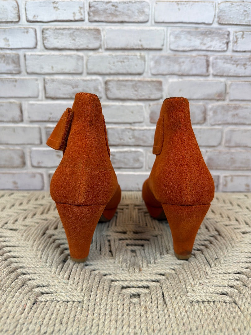Sacha london Suede Heels, Orange, 7.5, Used - Good
