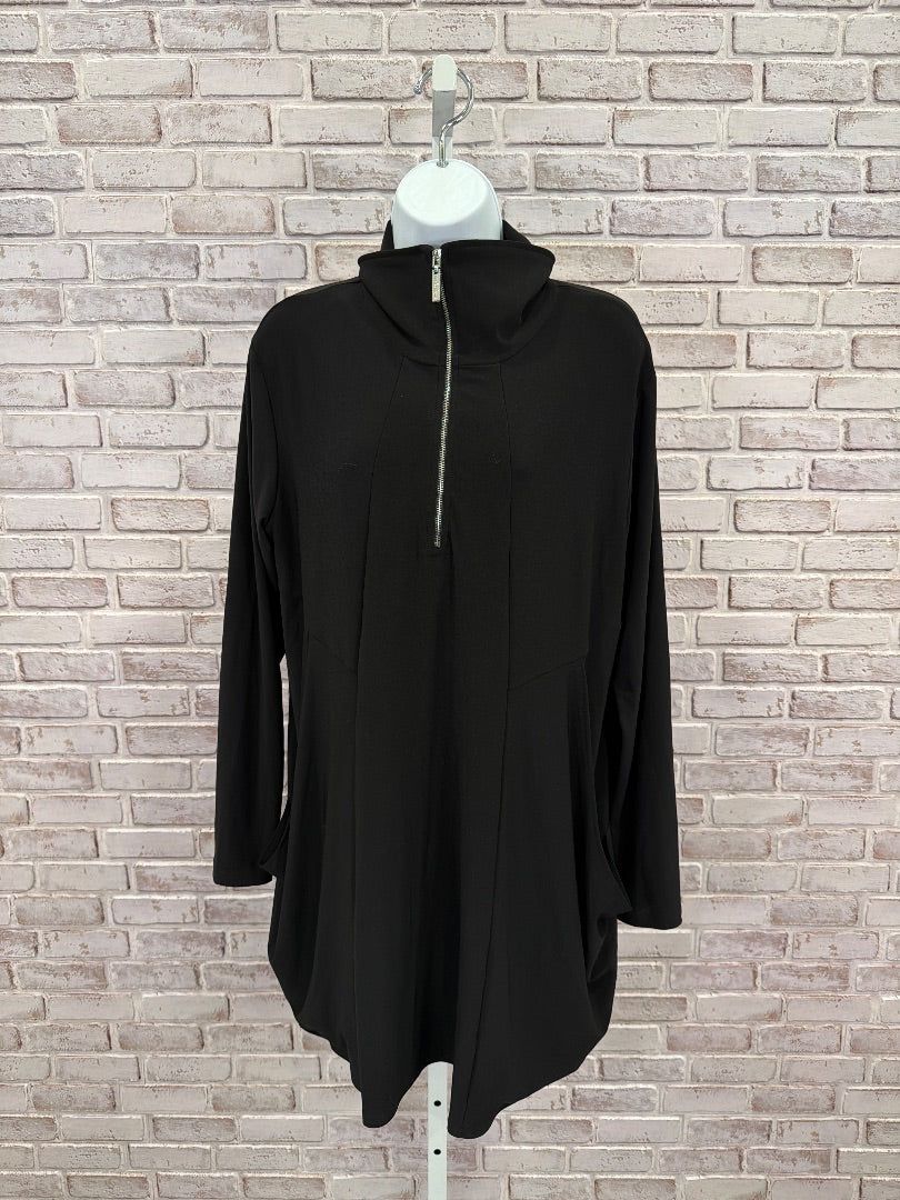Sympli Shirt, Black, 14, Used - Good