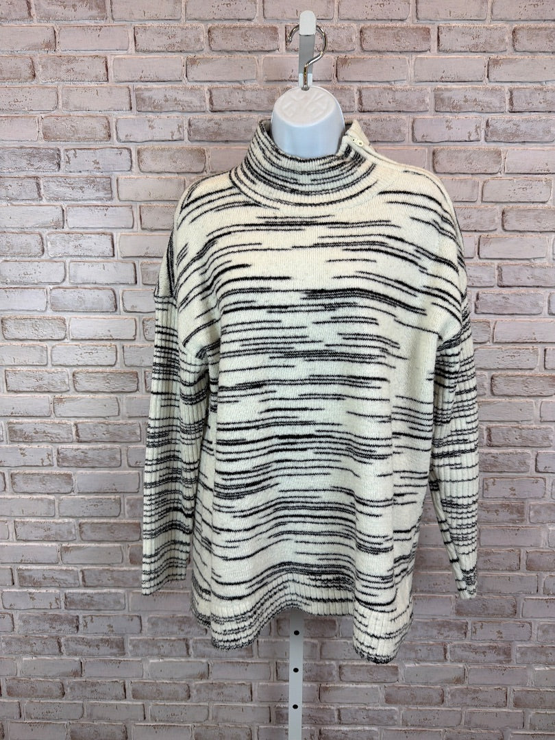 T by talbots Sweater, White/black, Medium, Used - Excellent