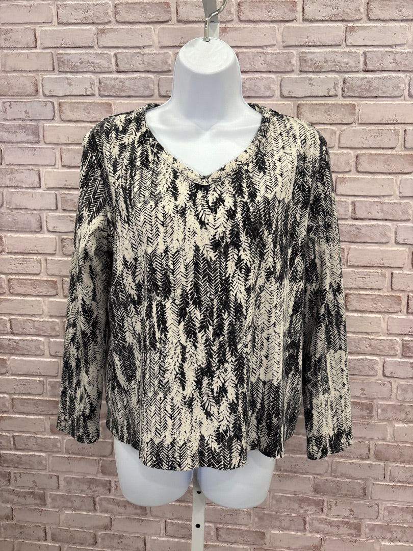 Croft & Barrow Shirt, Black/white, Large, Used - Good