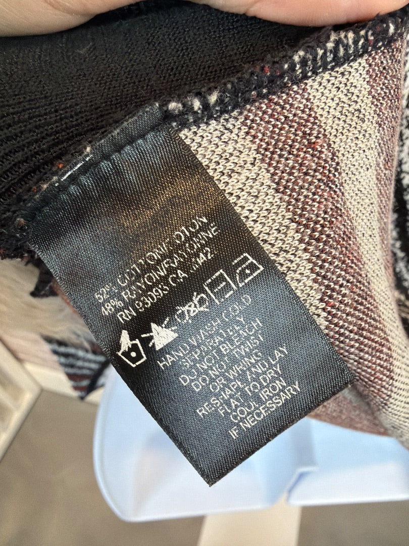 Zozo Sweater, Black/white/rust, Small, Used - Excellent