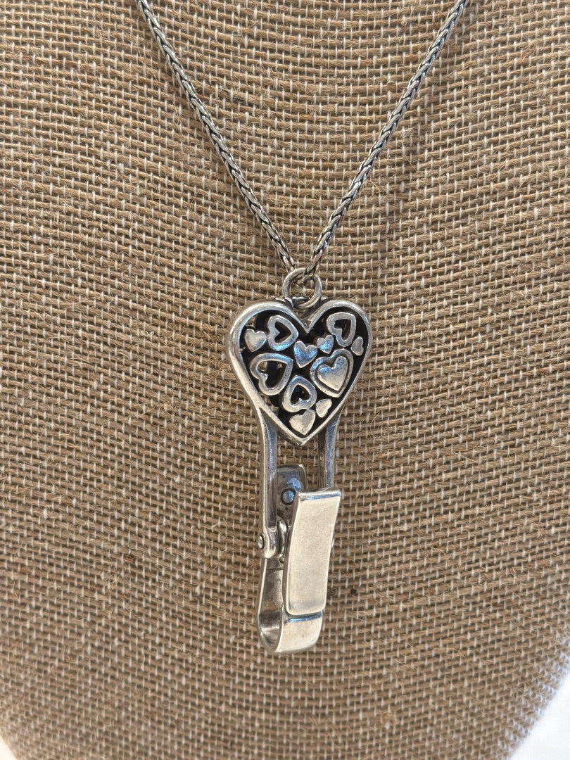 Brighton Badge clip, Silver, One Size, Used - Good