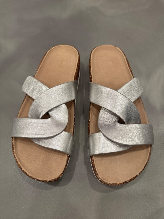 Abeo Sandals, Silver, 7, Used - Excellent